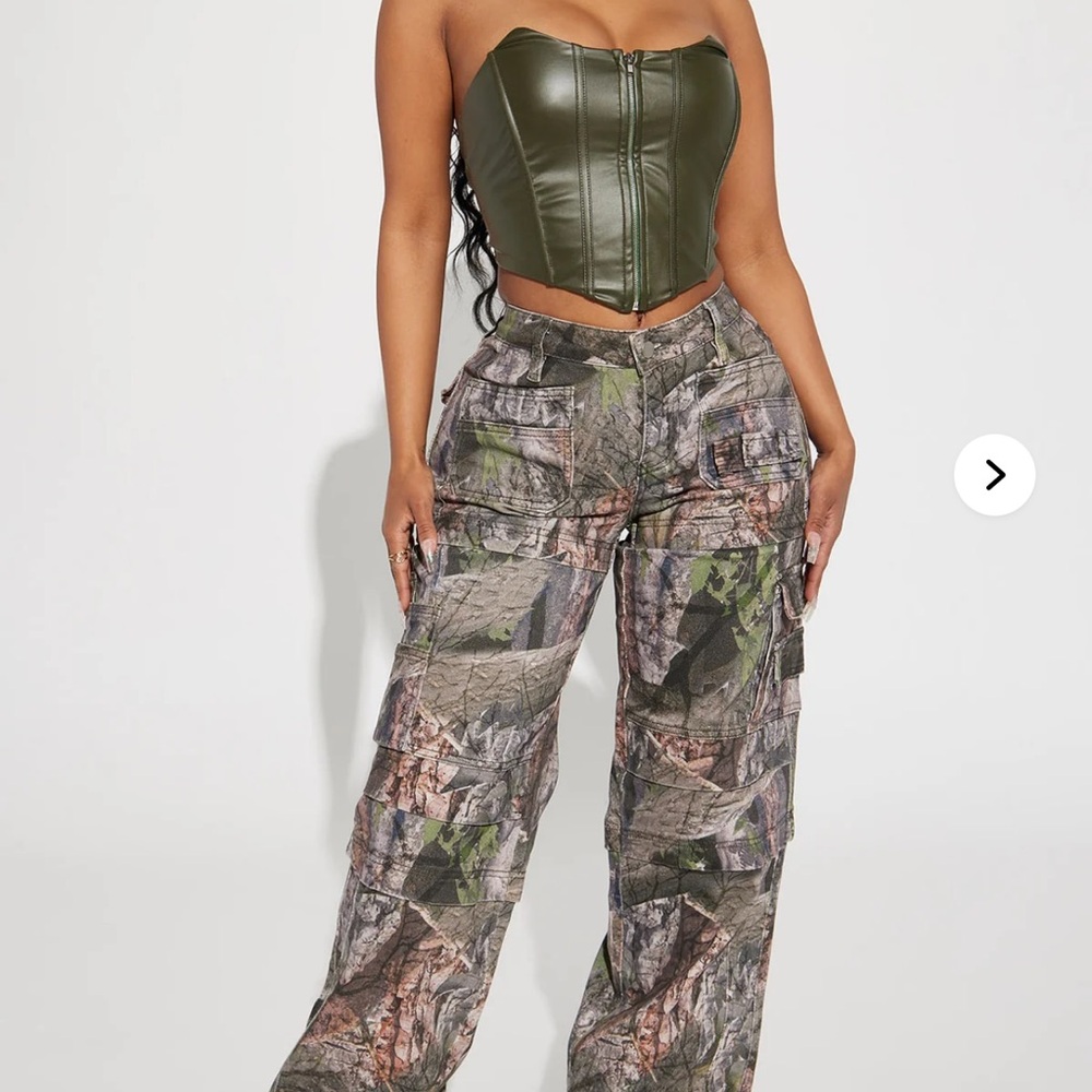 Fashion Nova Green Camouflage Cargo Pants